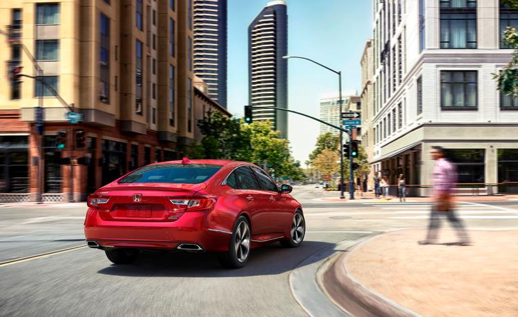 First Look: With the all-new 2018 Accord, Honda demonstrates midsize sedan mastery