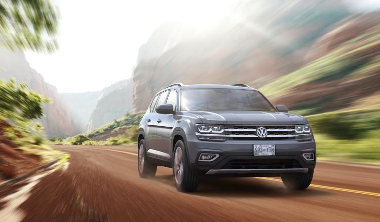 The all-new 2018 Volkswagen Atlas rolls in with 8 attributes you'll love... as well as a significant shortcoming