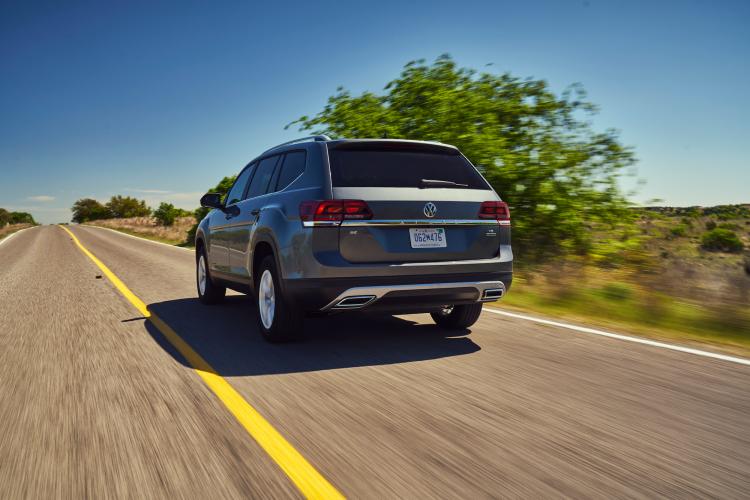 The all-new 2018 Volkswagen Atlas rolls in with 8 attributes you'll love... as well as a significant shortcoming