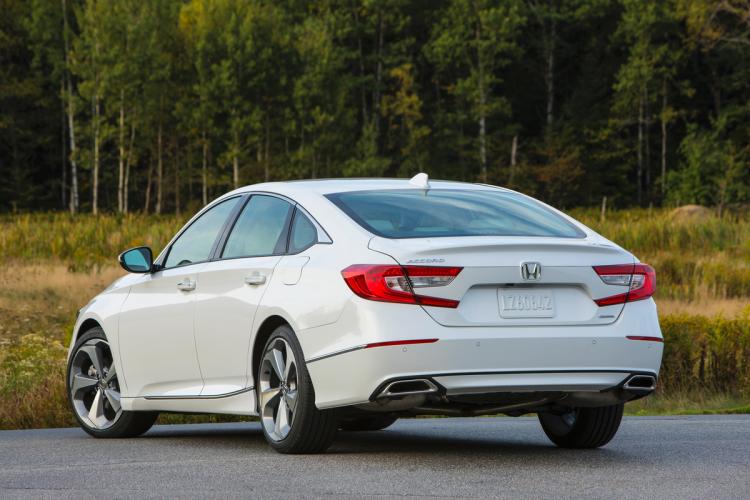 The 2018 Honda Accord comes with 8 great traits... but there's also a significant flaw to consider