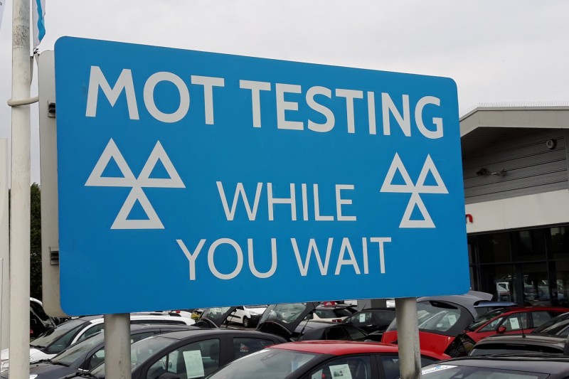 MOT testing station