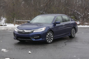 2017 Honda Accord Hybrid: front view