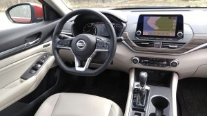 2019 Nissan Altima driver's seat