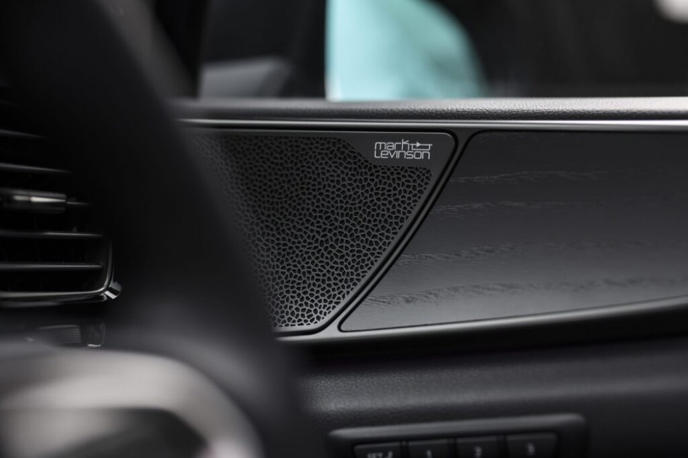 Mark Levinson speaker in Lexus NX